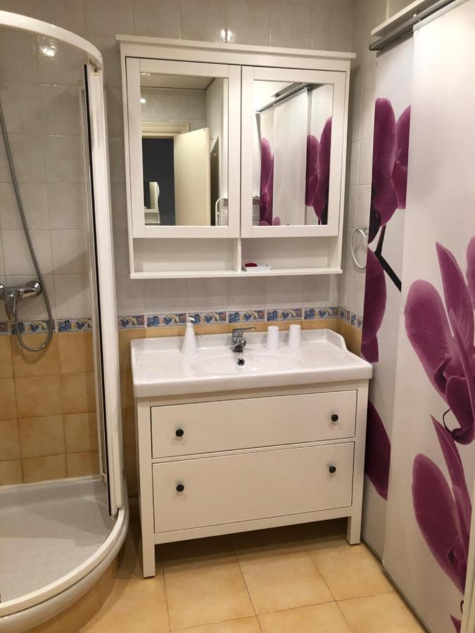 Appartement Lumineux, Avec Balcon, A 200M De La Plage Hendaye Exterior photo